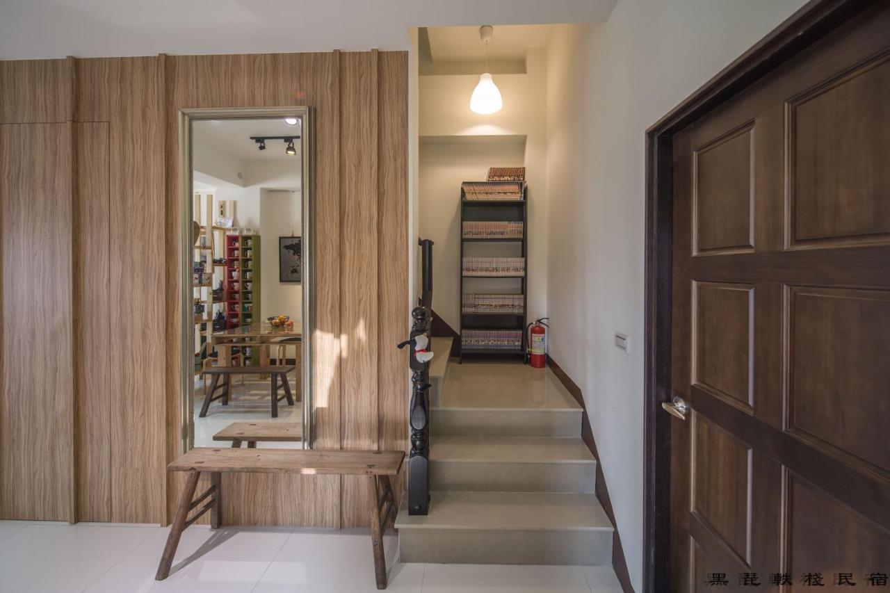 黑琵軼棧湖濱旅宿 K&B Happy Hostel Tainan Extérieur photo