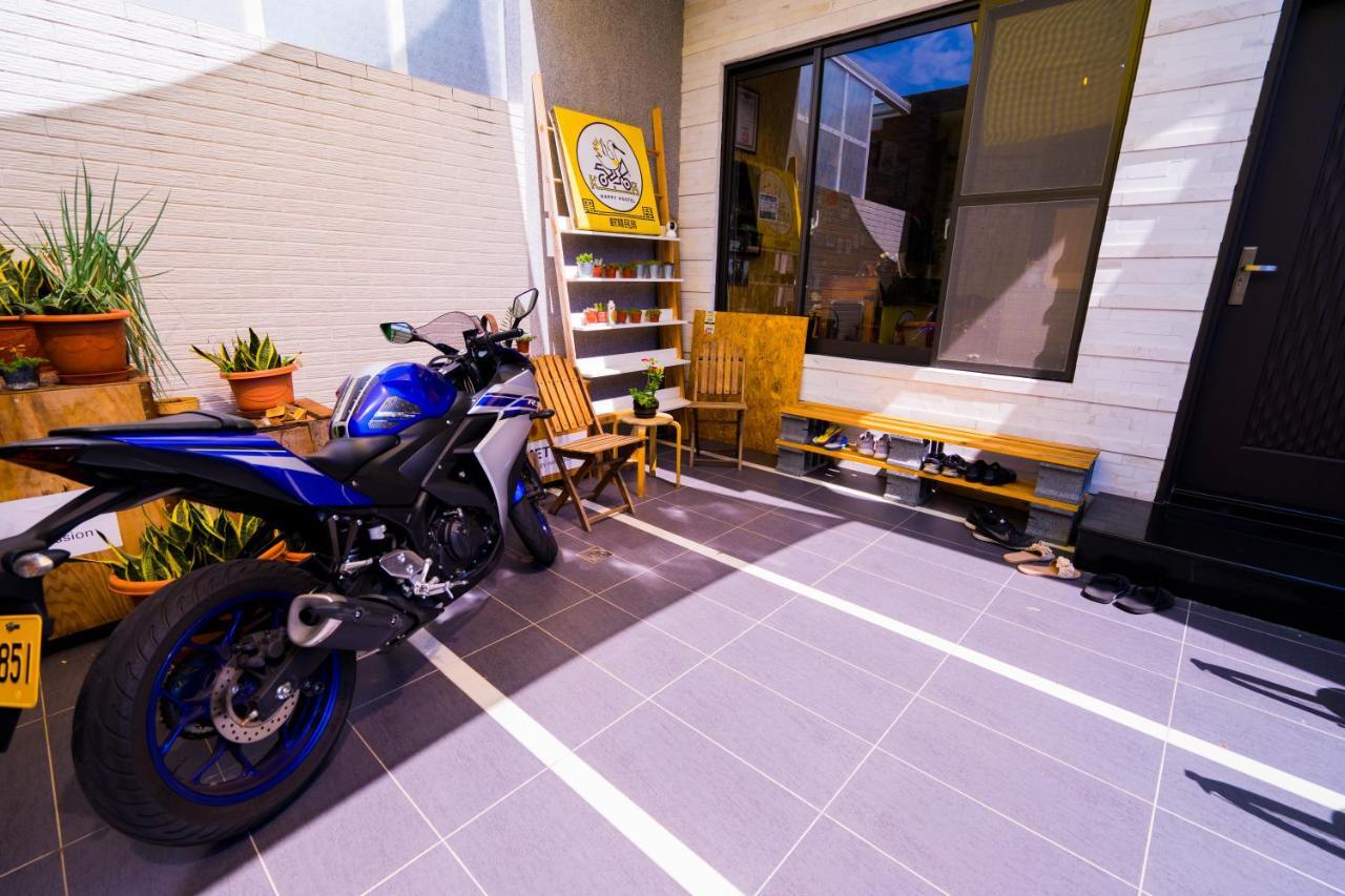 黑琵軼棧湖濱旅宿 K&B Happy Hostel Tainan Extérieur photo